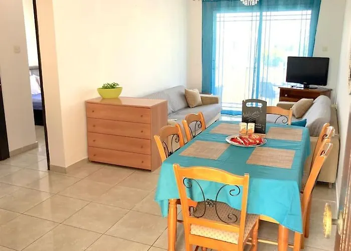 Lejlighed Tranquil Super 1br Near Harbour *