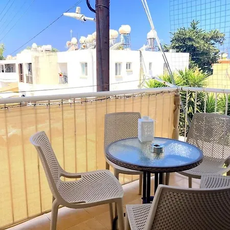 Apartment Tranquil Super 1br Near Harbour Paphos